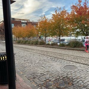 Meet your Posher, Kerrian